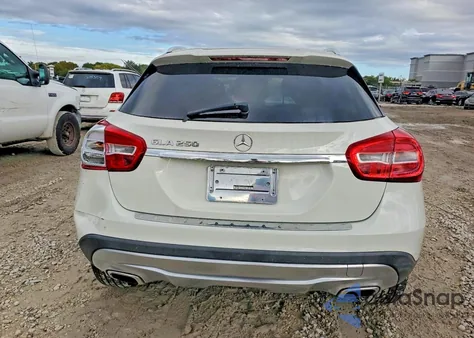 2017 Mercedes-Benz Gla 250 z USA, uszkodzony, nr VIN WDCTG4EB4HJ339712